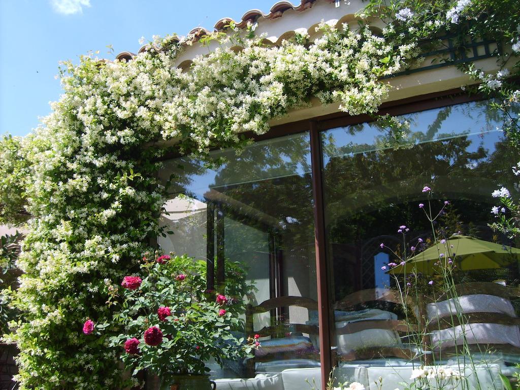 Eyragues Le Clos Martin מראה חיצוני תמונה